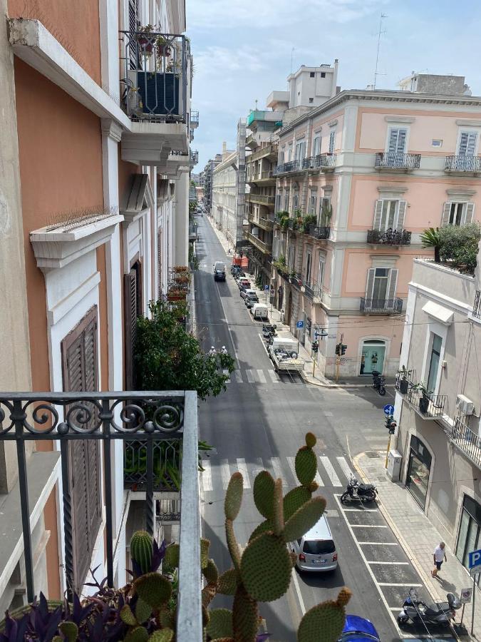 House City Bari Buitenkant foto